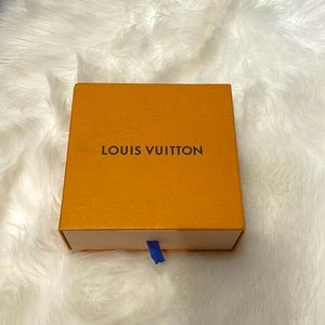 LV Men’s Wallet box
